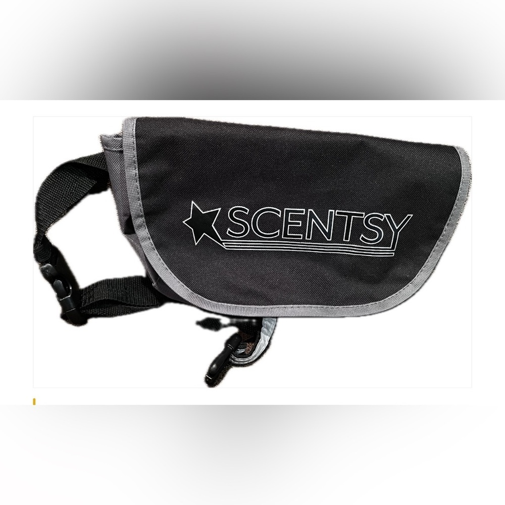 NWOT Scentsy Waist bag crossbody belt bag